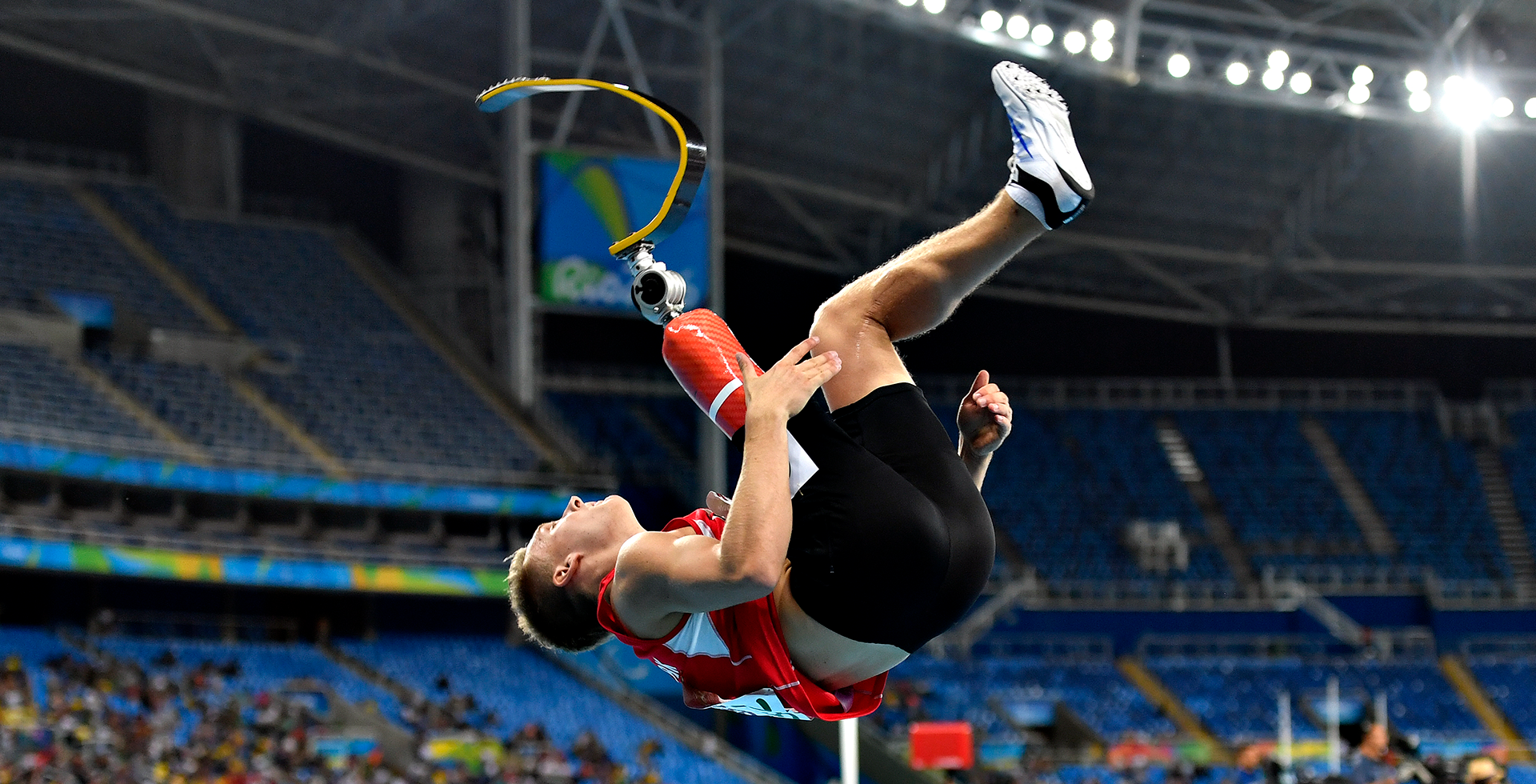 不仅仅是比 不仅仅是比